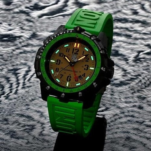 Luminox Commando Raider Outdoor Adventure Watch XL.3337 Multicolored Green Strap