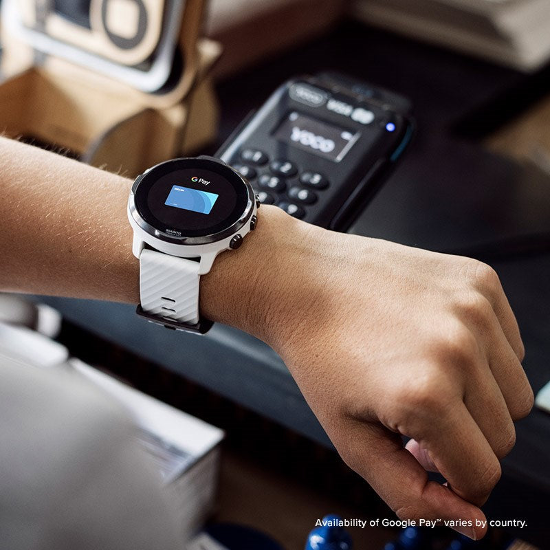 Suunto 7 GPS Sports Smart Watch with Wearable4U 3x Wristband Strap Bundle